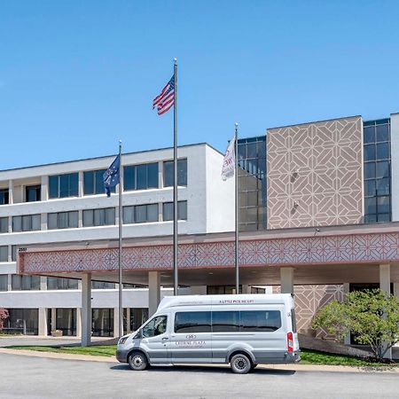 Hotel Crowne Plaza Indianapolis-Airport By Ihg Exterior foto