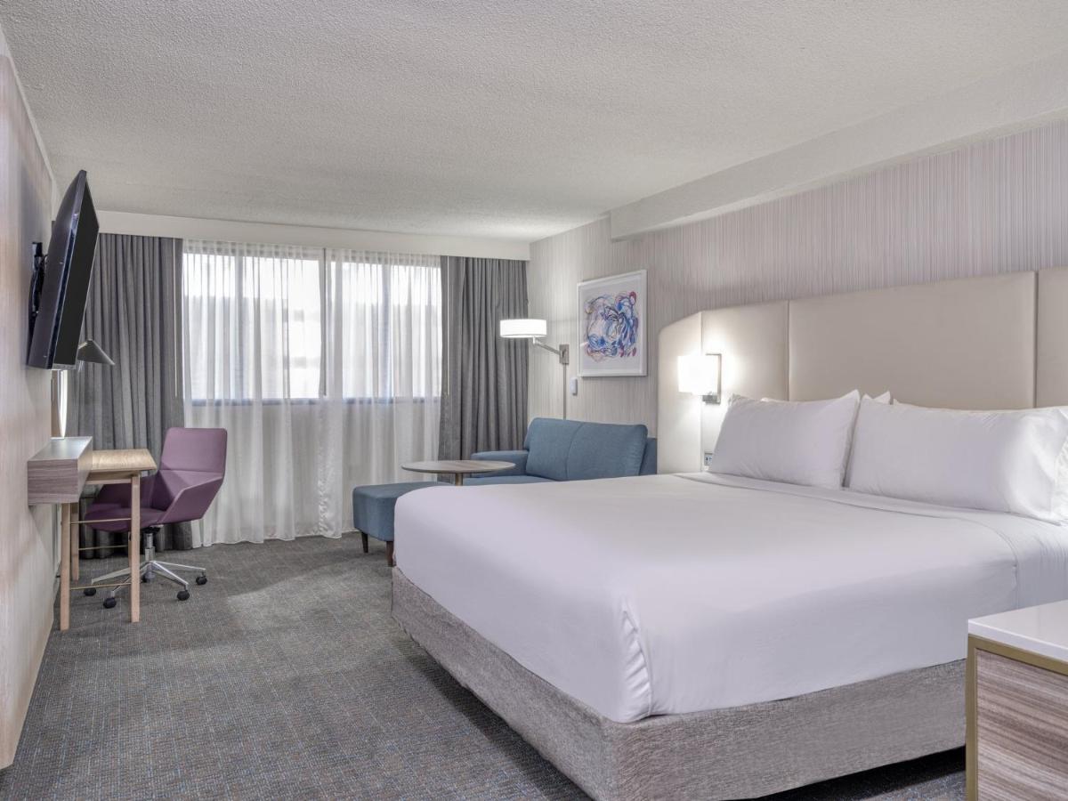 Hotel Crowne Plaza Indianapolis-Airport By Ihg Exterior foto