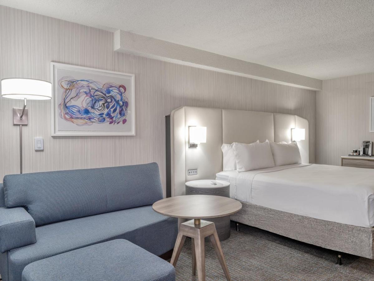 Hotel Crowne Plaza Indianapolis-Airport By Ihg Exterior foto