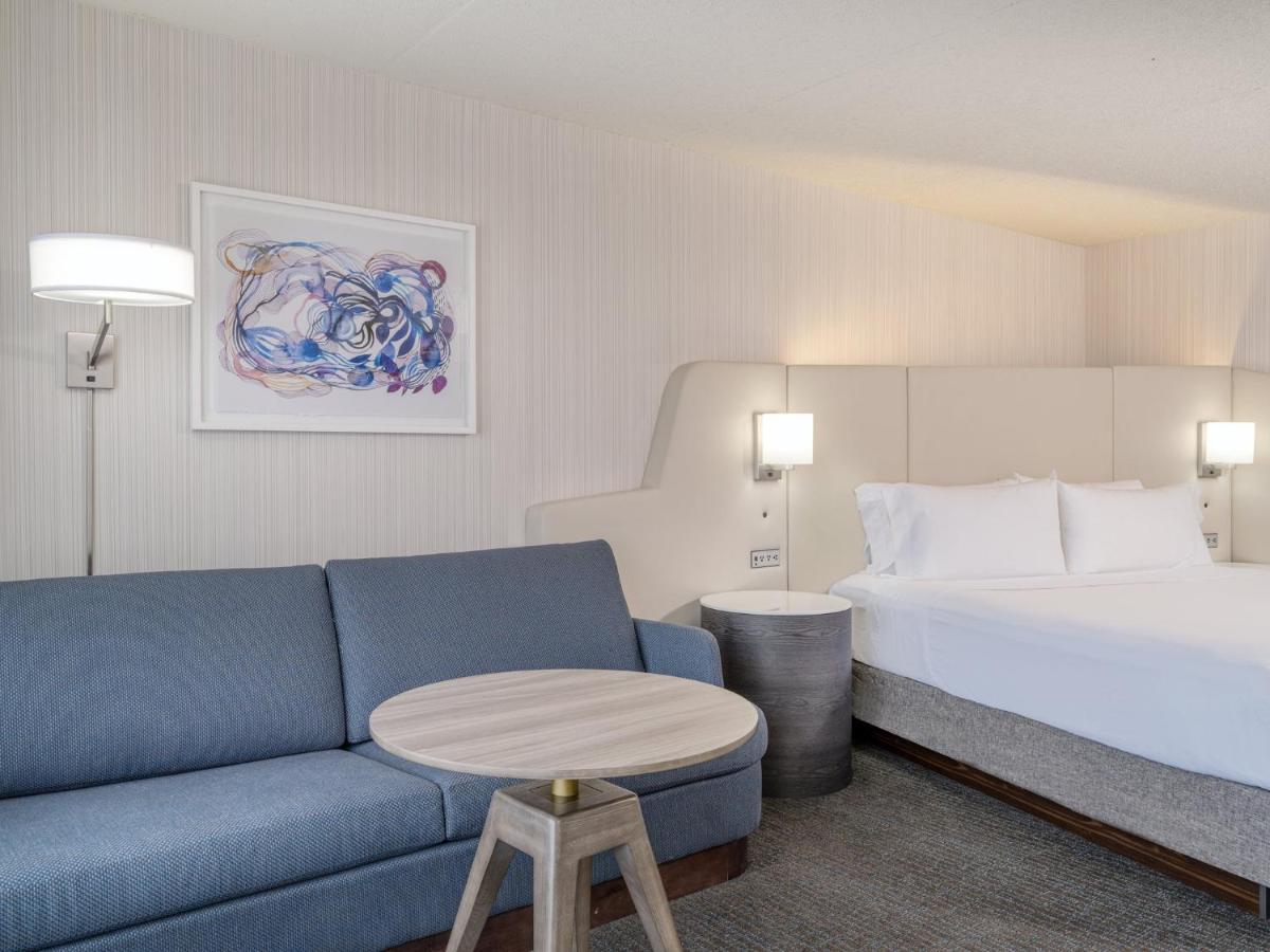 Hotel Crowne Plaza Indianapolis-Airport By Ihg Exterior foto