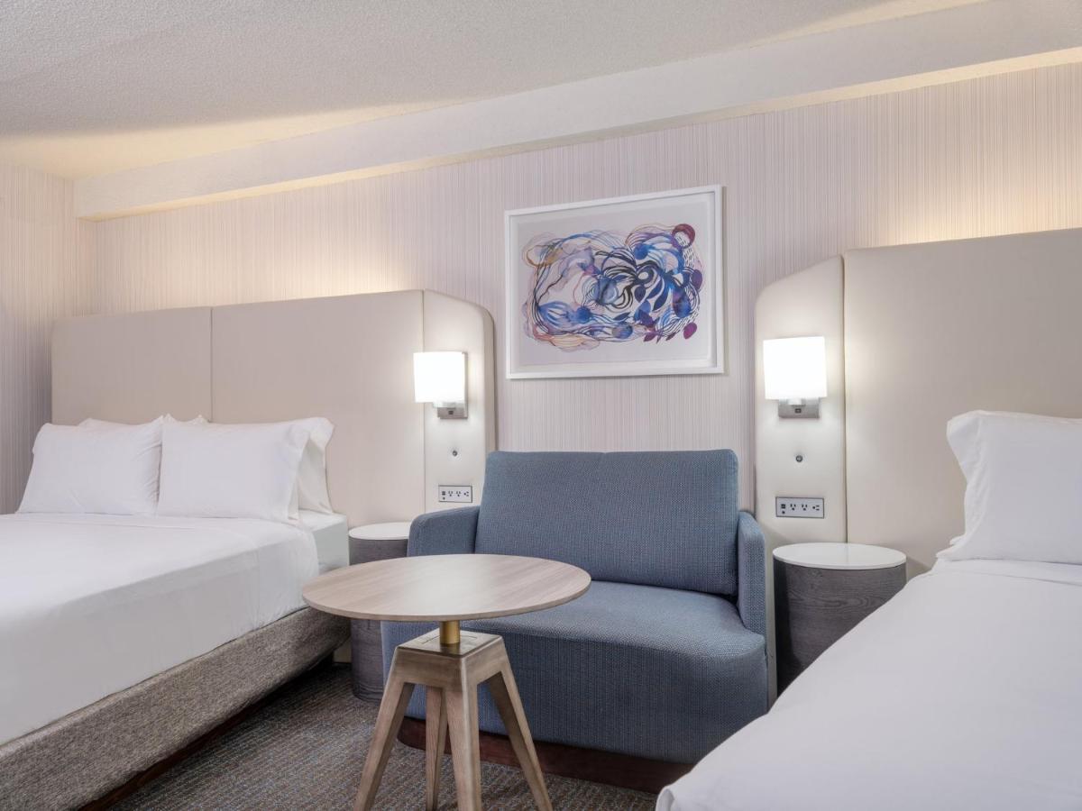 Hotel Crowne Plaza Indianapolis-Airport By Ihg Exterior foto