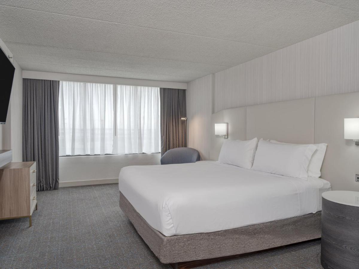 Hotel Crowne Plaza Indianapolis-Airport By Ihg Exterior foto